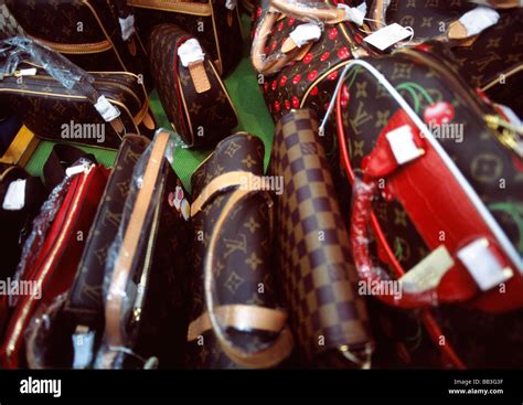 fake luxury bags in hong kong|hong kong scams.